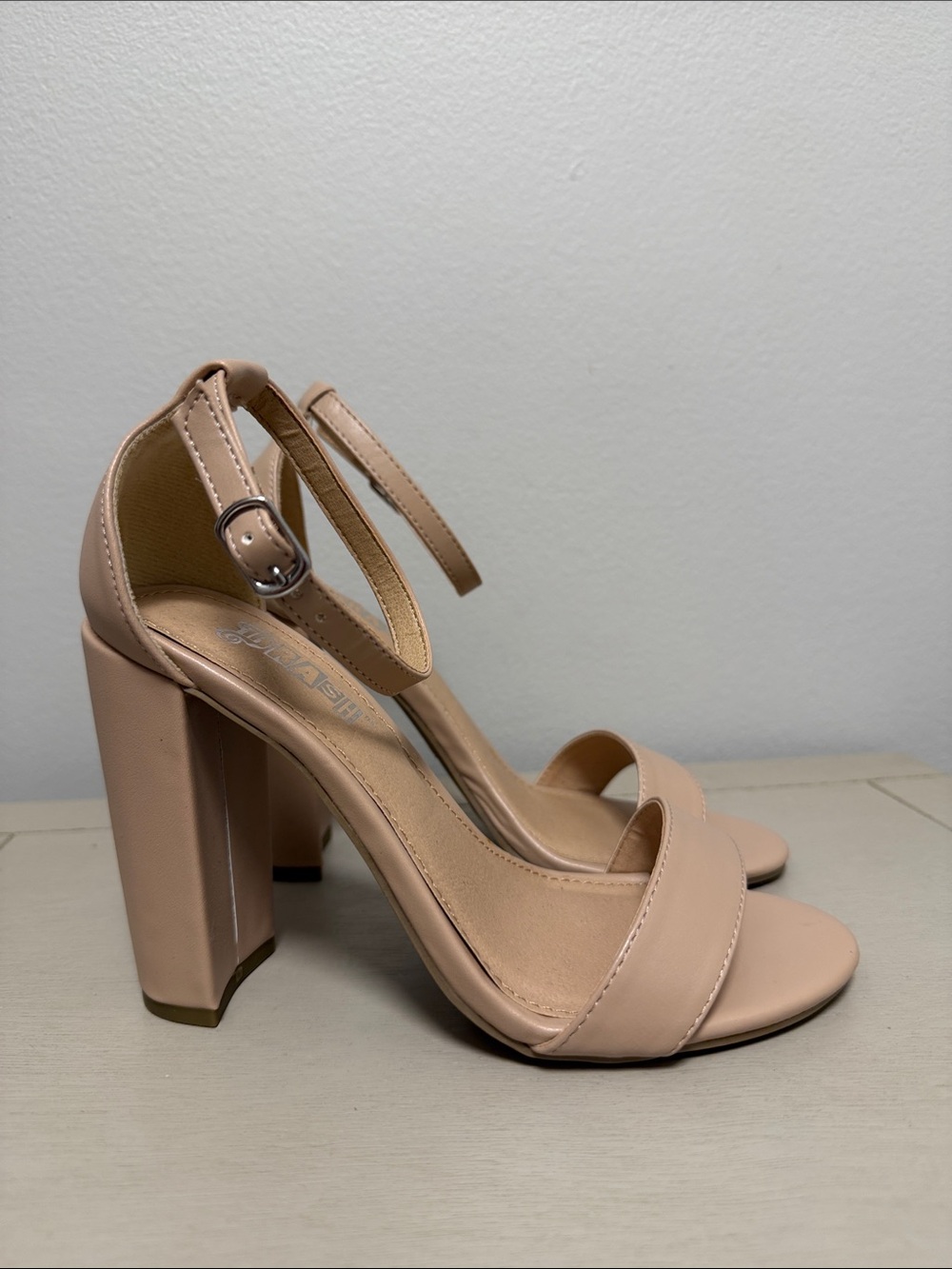 Nude Block Heel Ankle Strap Brash Houston Sandals Size 5 NIB